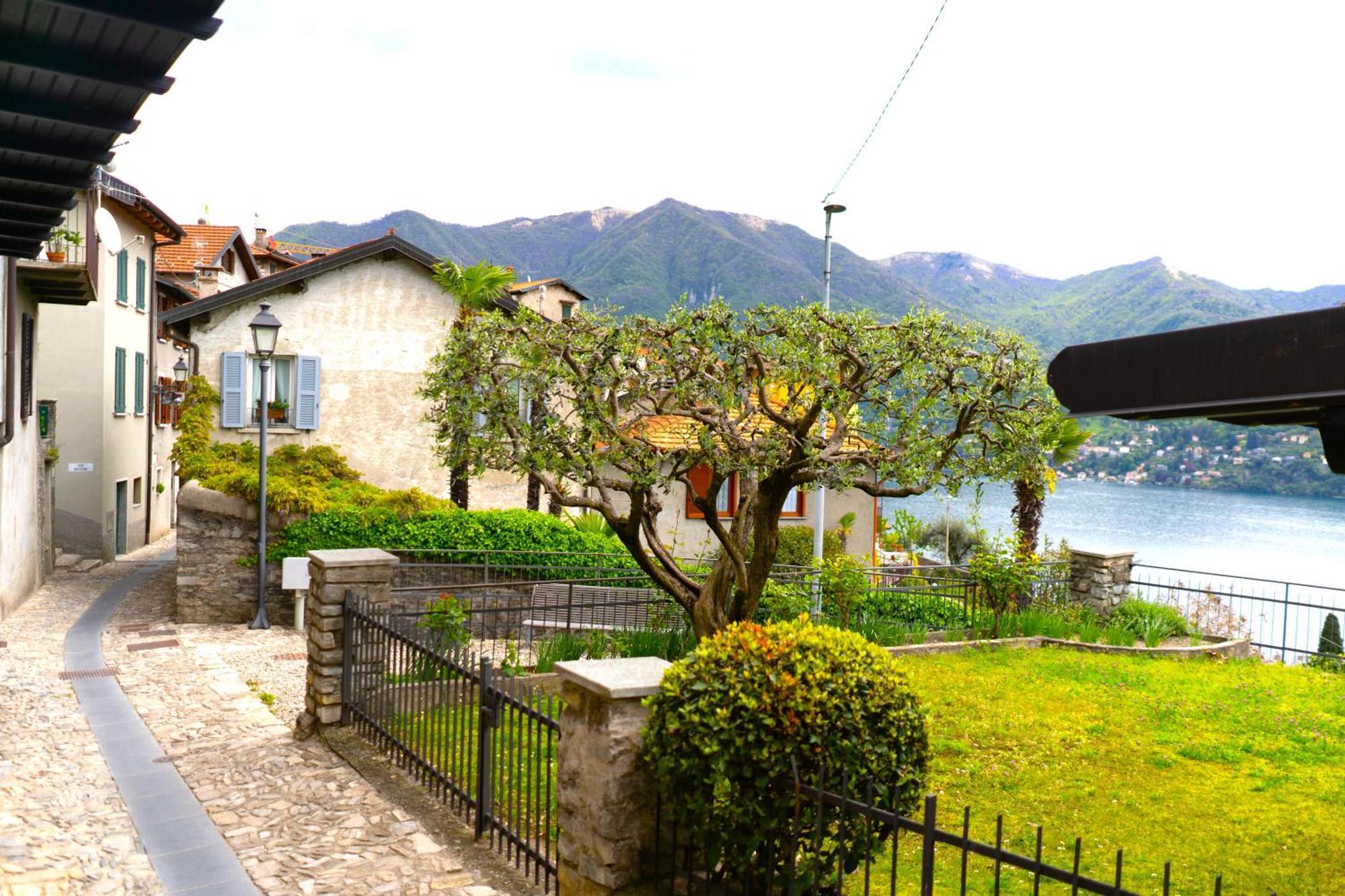 L' Asinello House Wifi Parking * Carate Urio